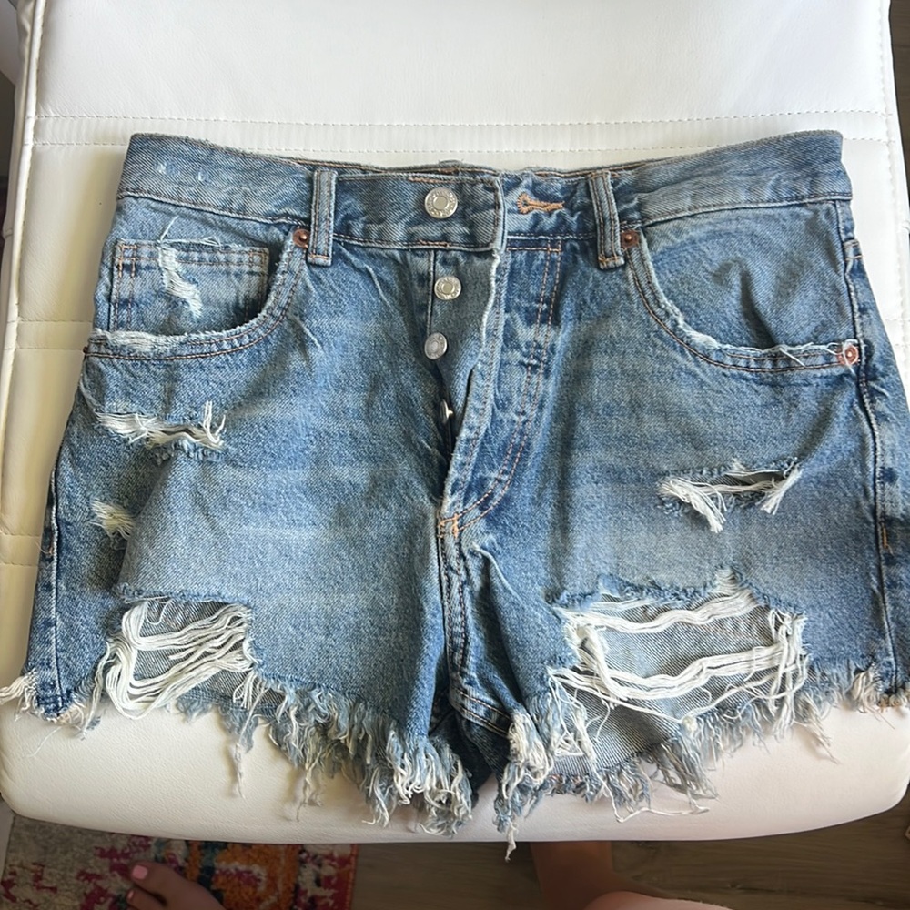 Zara size 4